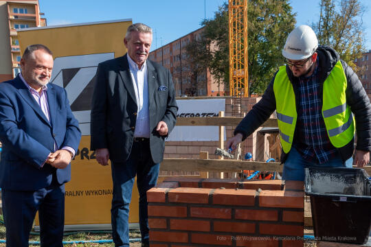 umk_2179.jpg-szkoła, budowa, sala, gimnastyczna, 89, Kraków, Kulig, wmurowanie, akt, erekcyjny