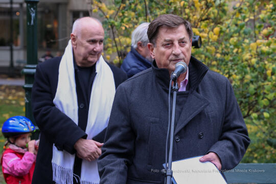 bs-października 22, 2022-img_9790.jpg-Skwer Święcickiego, Piaskowski