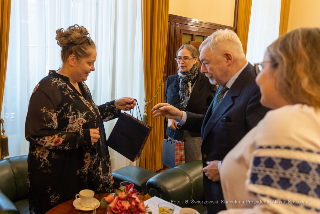 bs_221024_0057.jpg-Wizyta, Majchrowski 