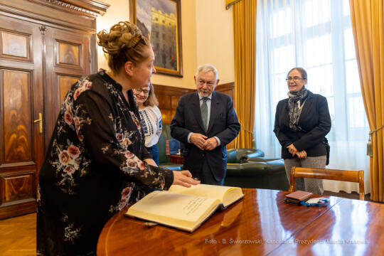 bs_221024_0071.jpg-Wizyta, Majchrowski