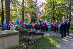 Bielsko-Biała, Dom Polski, Stojałowski, ksiądz, Rakowicki, Piaskowski, Rusiniak, grób, Stanisła