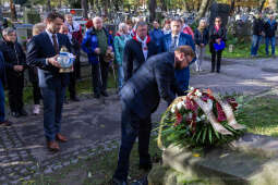 Bielsko-Biała, Dom Polski, Stojałowski, ksiądz, Rakowicki, Piaskowski, Rusiniak, grób, Stanisła