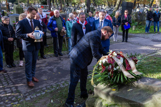 Bielsko-Biała, Dom Polski, Stojałowski, ksiądz, Rakowicki, Piaskowski, Rusiniak, grób, Stanisła