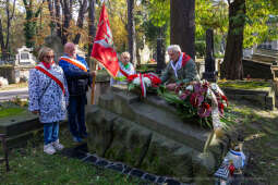 Bielsko-Biała, Dom Polski, Stojałowski, ksiądz, Rakowicki, Piaskowski, Rusiniak, grób, Stanisła