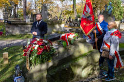 Bielsko-Biała, Dom Polski, Stojałowski, ksiądz, Rakowicki, Piaskowski, Rusiniak, grób, Stanisła