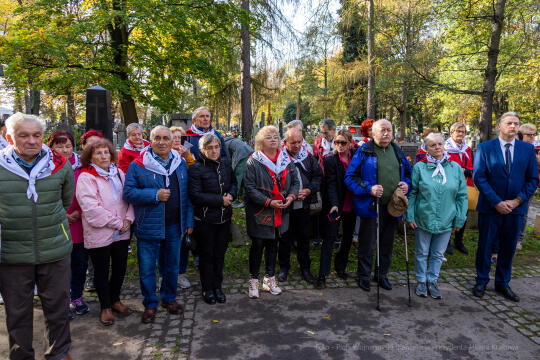 Bielsko-Biała, Dom Polski, Stojałowski, ksiądz, Rakowicki, Piaskowski, Rusiniak, grób, Stanisła