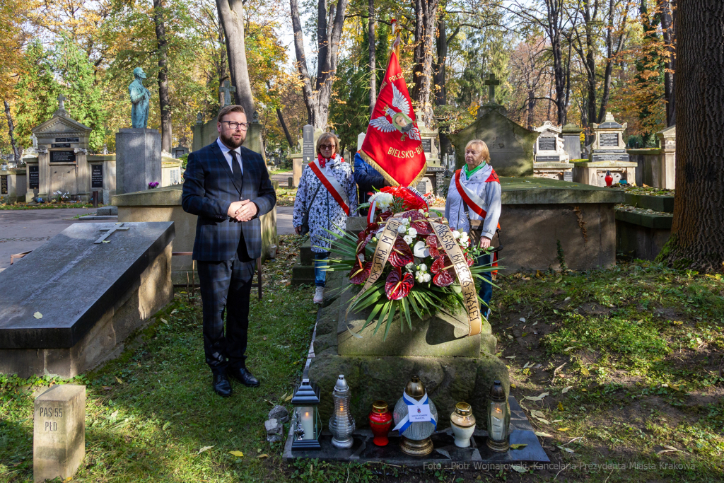 Bielsko-Biała, Dom Polski, Stojałowski, ksiądz, Rakowicki, Piaskowski, Rusiniak, grób, Stanisła  Autor: P. Wojnarowski