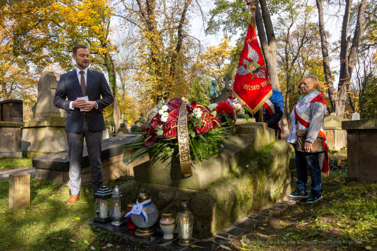 Bielsko-Biała, Dom Polski, Stojałowski, ksiądz, Rakowicki, Piaskowski, Rusiniak, grób, Stanisła