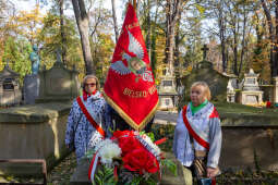 Bielsko-Biała, Dom Polski, Stojałowski, ksiądz, Rakowicki, Piaskowski, Rusiniak, grób, Stanisła