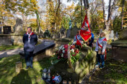 Bielsko-Biała, Dom Polski, Stojałowski, ksiądz, Rakowicki, Piaskowski, Rusiniak, grób, Stanisła