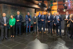 umk_3073-2.jpg-Związek, Miast, Polskich, Majchrowski, medal, zarząd, Kraków, posiedzenie