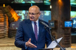 umk_3080-2.jpg-Związek, Miast, Polskich, Majchrowski, medal, zarząd, Kraków, posiedzenie