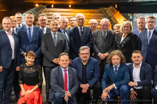 umk_3167-2.jpg-Związek, Miast, Polskich, Majchrowski, medal, zarząd, Kraków, posiedzenie