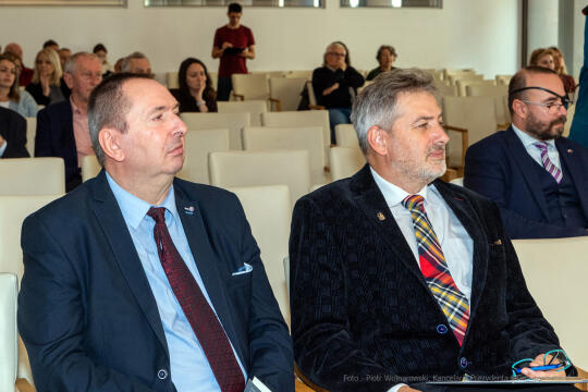 umk_3503.jpg-wręczenie, medal świętego Krzysztofa, Krzysztofory, Niezabitowski, Majchrowski