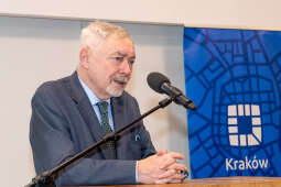 umk_3513.jpg-wręczenie, medal świętego Krzysztofa, Krzysztofory, Niezabitowski, Majchrowski