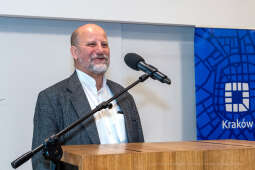 umk_3636.jpg-wręczenie, medal świętego Krzysztofa, Krzysztofory, Niezabitowski, Majchrowski