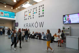 bs_221027_0085.jpg-Targi Książki, Majchrowski