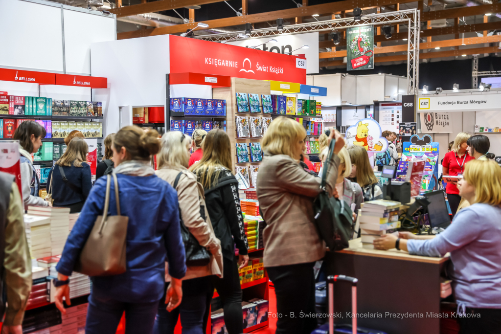 bs_221027_1150.jpg-Targi Książki, Majchrowski  Autor: B. Świerzowski