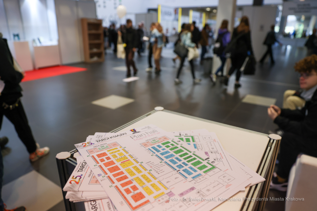 bs_221027_1164.jpg-Targi Książki, Majchrowski  Autor: B. Świerzowski