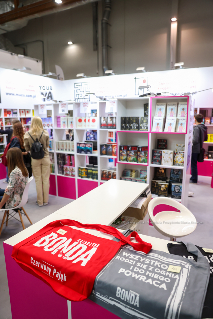 bs_221027_1170.jpg-Targi Książki, Majchrowski  Autor: B. Świerzowski