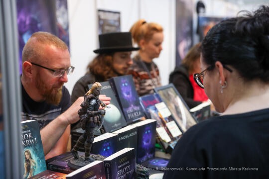 bs_221027_1179.jpg-Targi Książki, Majchrowski