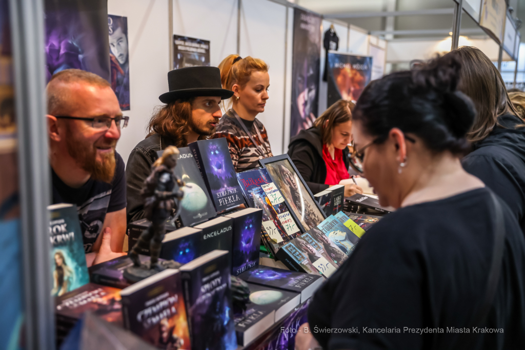 bs_221027_1181.jpg-Targi Książki, Majchrowski  Autor: B. Świerzowski