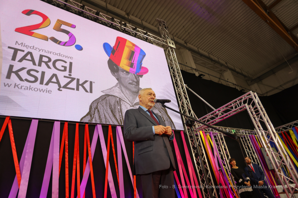 bs_221027_1239.jpg-Targi Książki, Majchrowski  Autor: B. Świerzowski