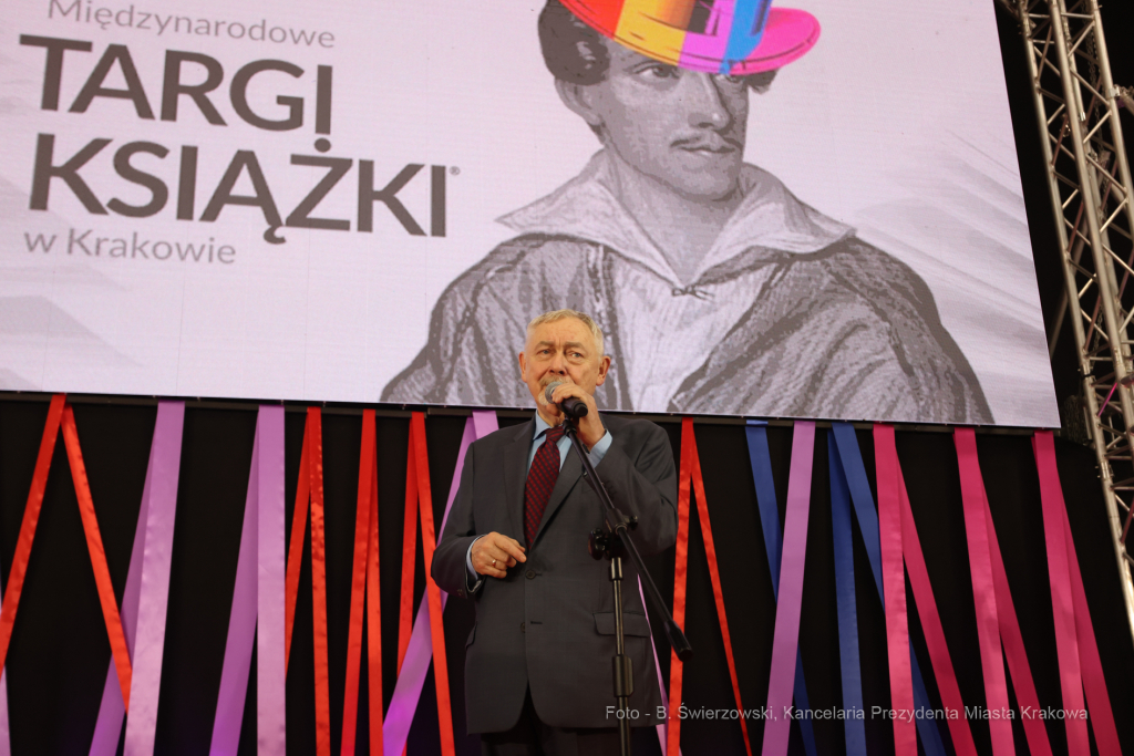 bs_221027_1281.jpg-Targi Książki, Majchrowski  Autor: B. Świerzowski