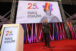 bs_221027_1288.jpg-Targi Książki, Majchrowski