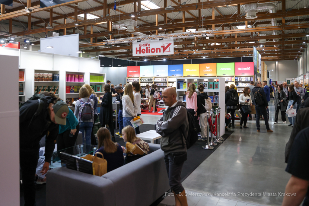 bs_221027_1372.jpg-Targi Książki, Majchrowski  Autor: B. Świerzowski