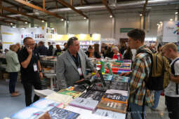 bs_221027_1380.jpg-Targi Książki, Majchrowski