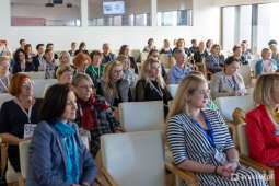bs_221028_1522.jpg-Konferencja „Krakowianki siłą miasta! O historii kobiet w edukacji”