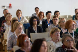 bs_221028_1670.jpg-Konferencja „Krakowianki siłą miasta! O historii kobiet w edukacji”