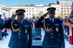 104. rocznica wyzwolenia spod władzy zaborczej – złożenie kwiatów pod tablicą pamiątkową na