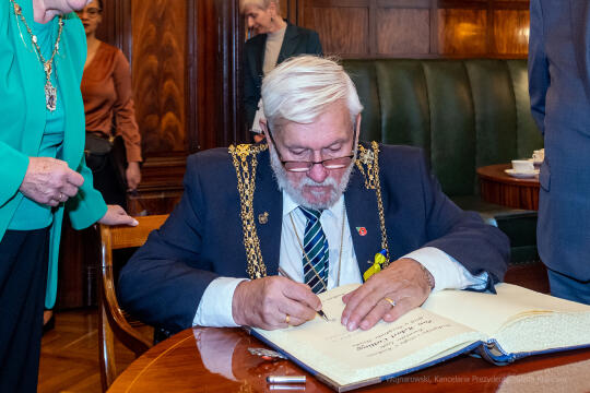 umk_5465.jpg-Gettings, burmistrz, Leeds, Majchrowski, spotkanie, 2022