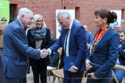 bs_221107_3702.jpg-KIT, Izba Turystyki, Majchrowski