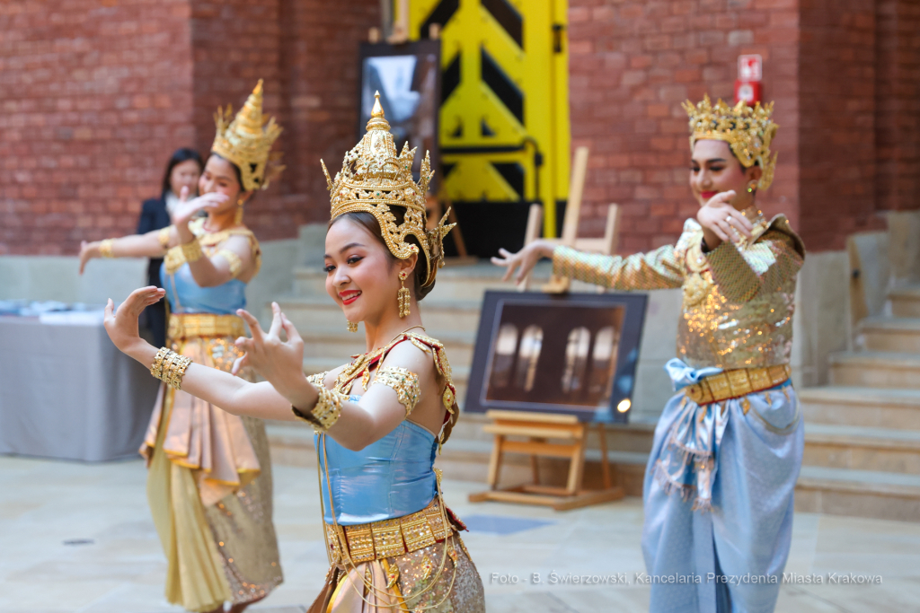 bs_221107_3803.jpg-KIT, Izba Turystyki, Majchrowski  Autor: B. Świerzowski