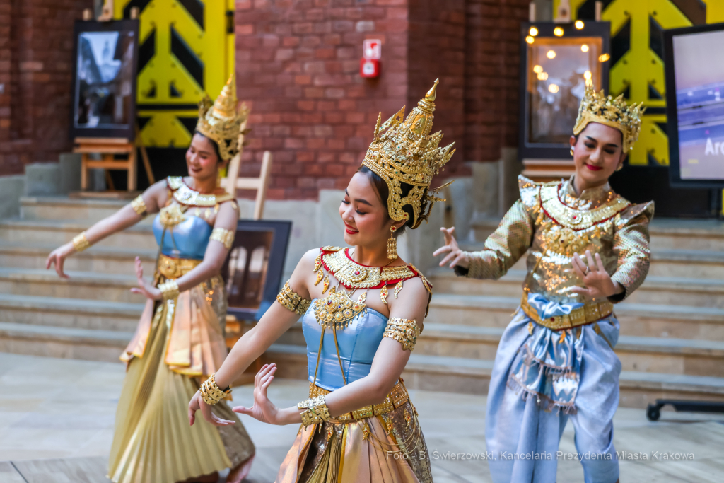 bs_221107_3833.jpg-KIT, Izba Turystyki, Majchrowski  Autor: B. Świerzowski