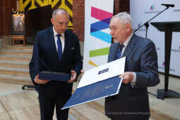 bs_221107_3959.jpg-KIT, Izba Turystyki, Majchrowski