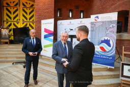 bs_221107_3988.jpg-KIT, Izba Turystyki, Majchrowski