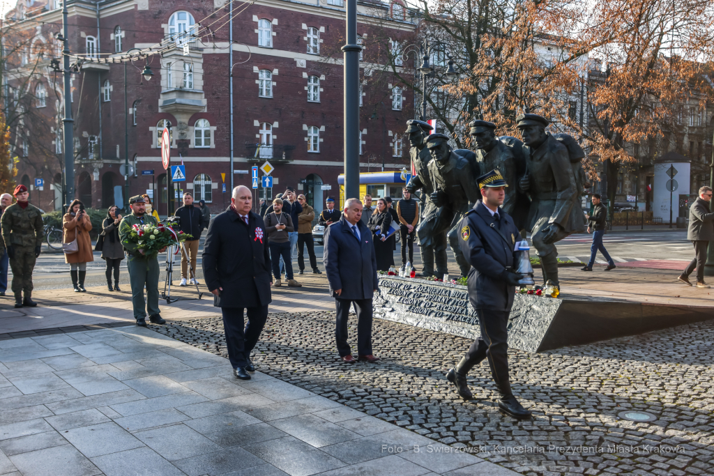 bs_221111_4654.jpg-11 listopada, Kośmider  Autor: B. Świerzowski