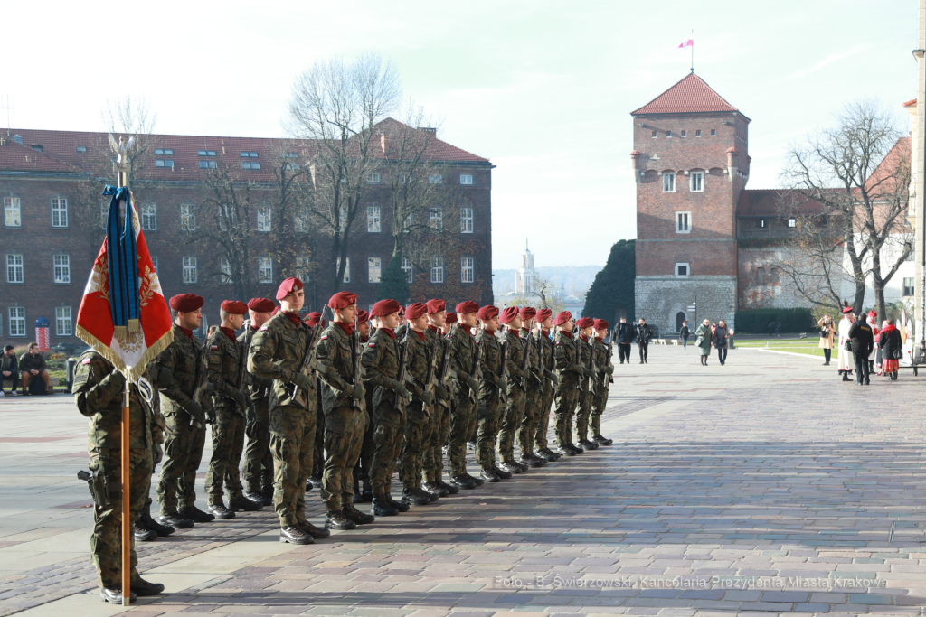 bs_221111_1317.jpg-11 listopada, Wawel, Kośmider  Autor: B. Świerzowski