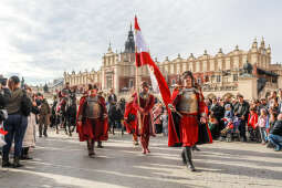 bs_221111_1882.jpg-11 listopada, Kośmider, Plac Matejki