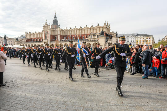bs_221111_1909.jpg-11 listopada, Kośmider, Plac Matejki
