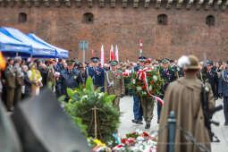 bs_221111_2250.jpg-11 listopada, Kośmider, Plac Matejki