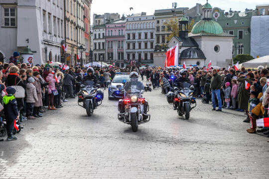 bs_221111_4830.jpg-11 listopada, Kośmider, Plac Matejki