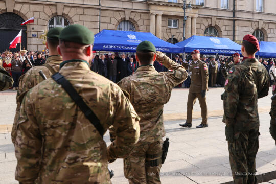 bs_221111_4886.jpg-11 listopada, Kośmider, Plac Matejki