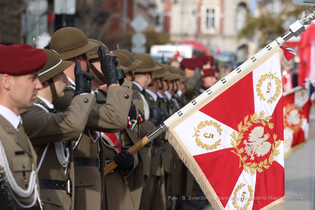 bs_221111_4927.jpg-11 listopada, Kośmider, Plac Matejki  Autor: B. Świerzowski