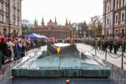 bs_221111_4953.jpg-11 listopada, Kośmider, Plac Matejki