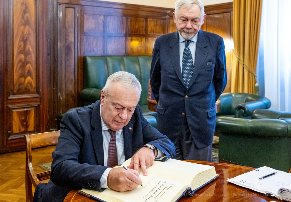 dsc_0992.jpg-spotkanie, ambasador, Gruzja, Zurab, Beridze, Kraków, Majchrowski, 2022  Autor: P. Wojnarowski